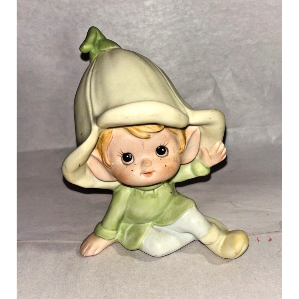 Vintage Lefton Pixie Elf Girl Mushroom Hat Figurine #5615 Japan 4in‎